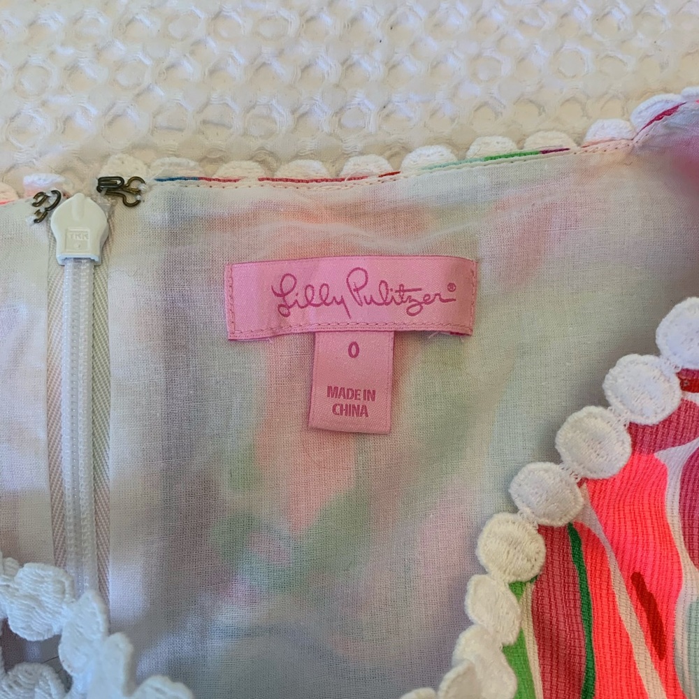 Lilly Pulitzer Rosie in the Vias Lace Detail Square Neck Shift Dress Size 0 - Picture 4 of 4